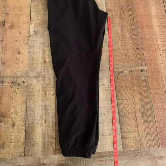 Adidas womens size medium track pants in black with ankle zipper - Picture 4 of 11